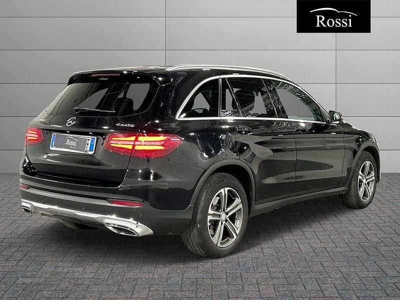 Usata Mercedes GLC250 204 CV (150 kW) 2016 Bianco SUV