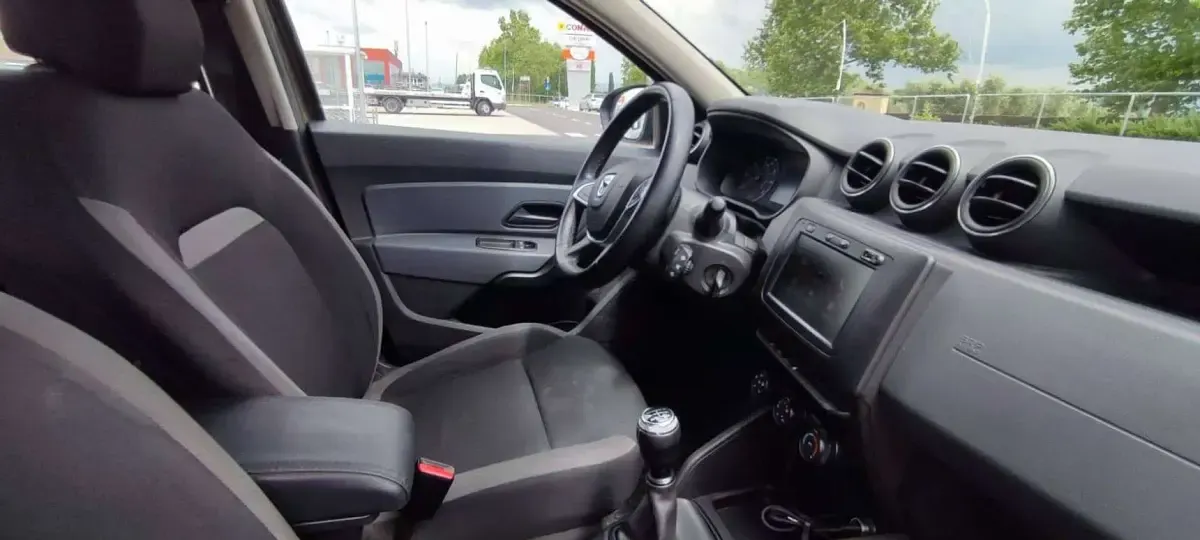 Usata Dacia Duster Essentiel 114 CV (83 kW) 2019 Marrone SUV