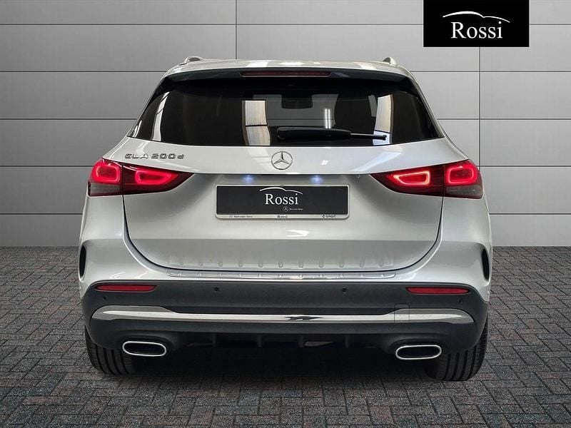 Usata Mercedes GLA200 Premium 150 CV (110 kW) 2023 Nero metallizzato SUV