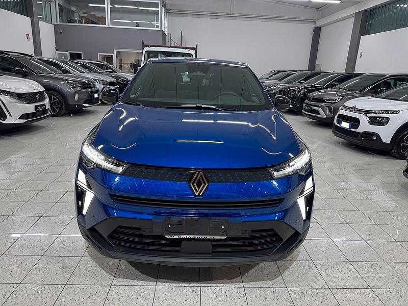 Usata Renault Captur Techno 91 CV (66 kW) 2025 Blu/azzurro SUV