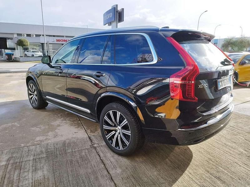 Usata Volvo XC90 Plus 235 CV (172 kW) 2023 Nero SUV