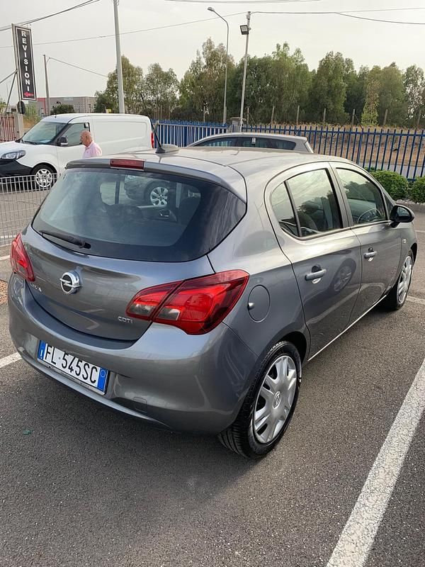 Usata Opel Corsa 75 CV (55 kW) 2017 Grigio Berlina