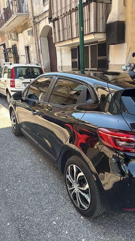 Usata Renault Clio V Luxe 103 CV (75 kW) 2022 Berlina