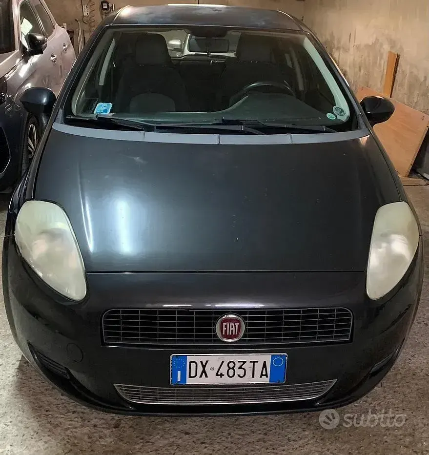 Usata Fiat Grande Punto 90 CV (66 kW) 2009 Grigio Utilitaria