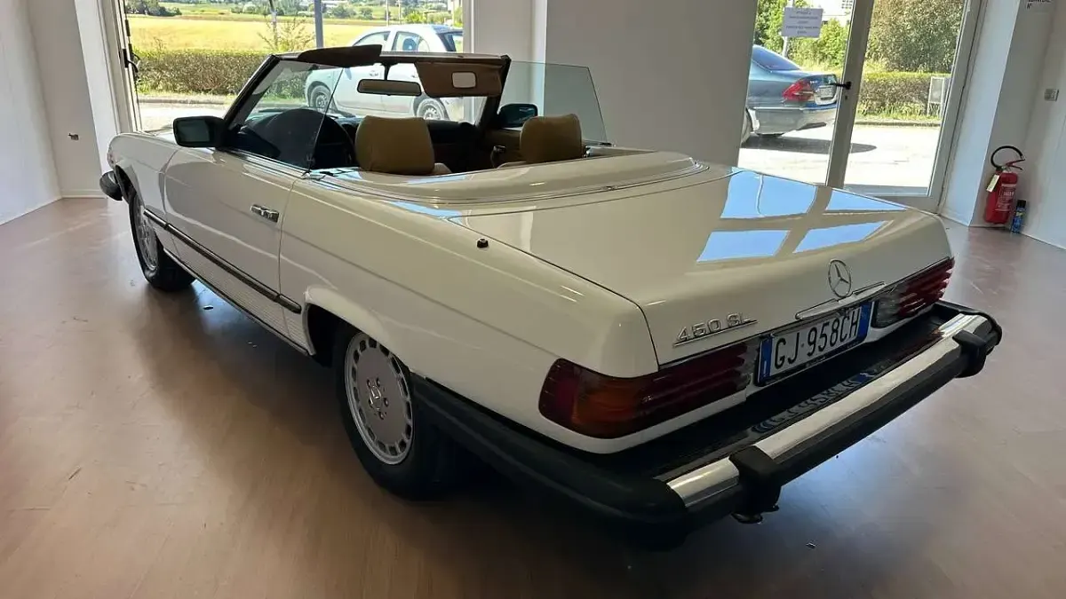 Usata Mercedes SL450 218 CV (160 kW) 1980 Bianco pastello Cabrio