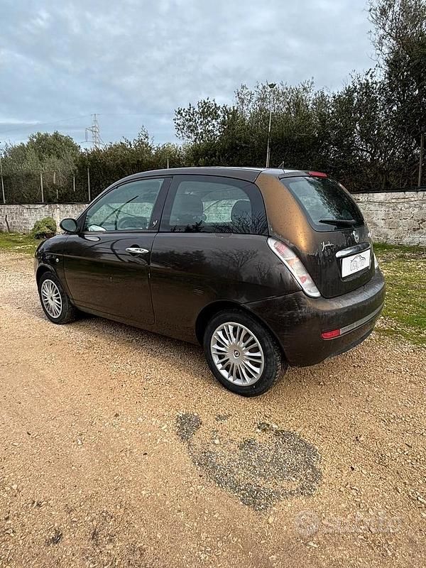 Usata Lancia Ypsilon 2007 Utilitaria