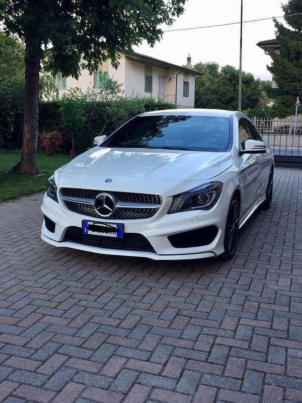 Usata Mercedes CLA200 Premium 136 CV (100 kW) 2016 Bianco Berlina