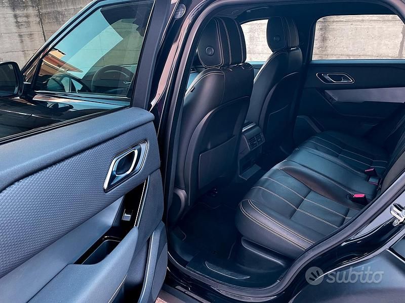 Usata Land Rover Range Rover Velar SE Dynamic 250 CV (183 kW) 2023 Nero SUV