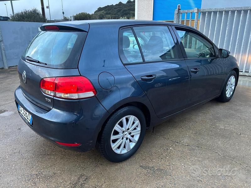 Usata VW Golf VI Comfortline 110 CV (80 kW) 2009 Blu Utilitaria