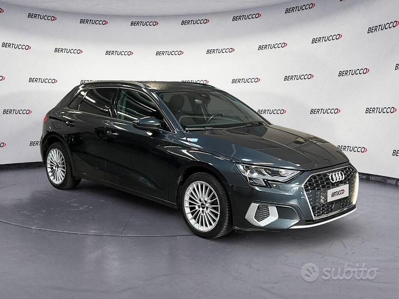 Usata Audi A3 Business 116 CV (85 kW) 2021 Grigio Berlina