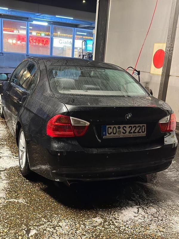 Usata BMW 318 2007 Nero Berlina