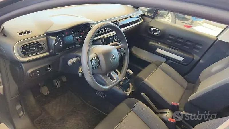 Usata Citroën C3 Feel 83 CV (61 kW) 2020 Beige Utilitaria