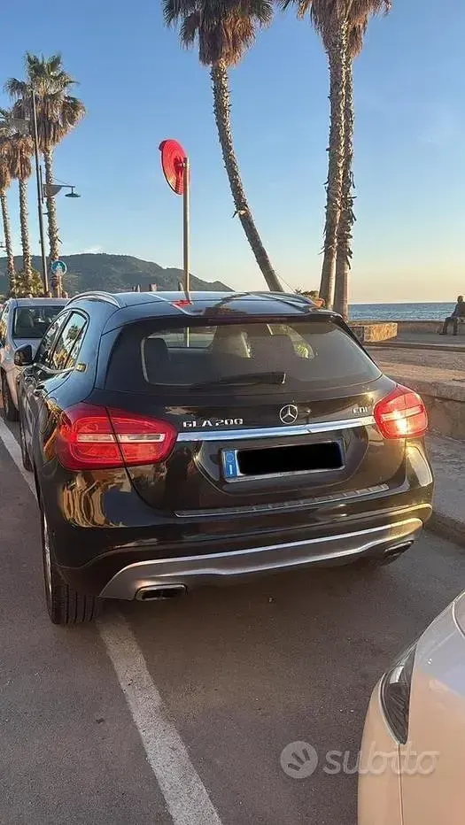 Usata Mercedes GLA200 136 CV (100 kW) 2014 Nero SUV