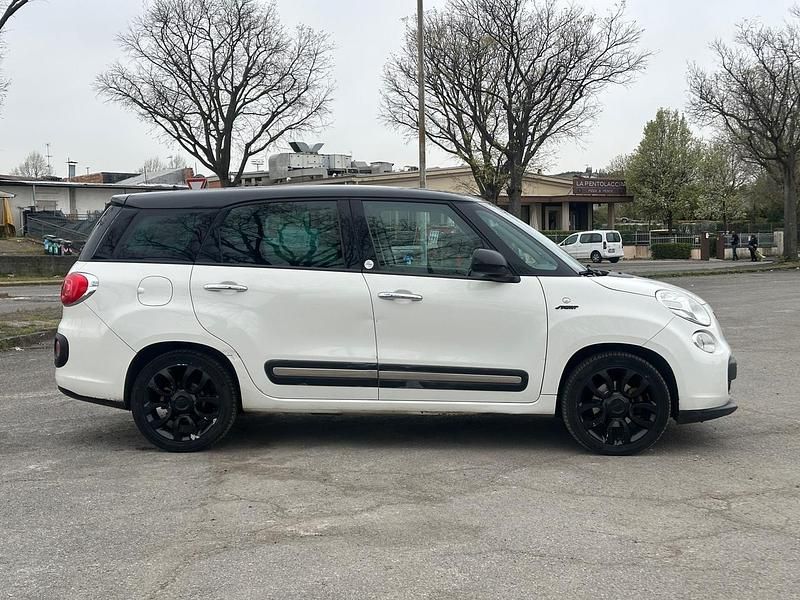 Usata Fiat 500L Living 85 CV (62 kW) 2014 Bianco Monovolume