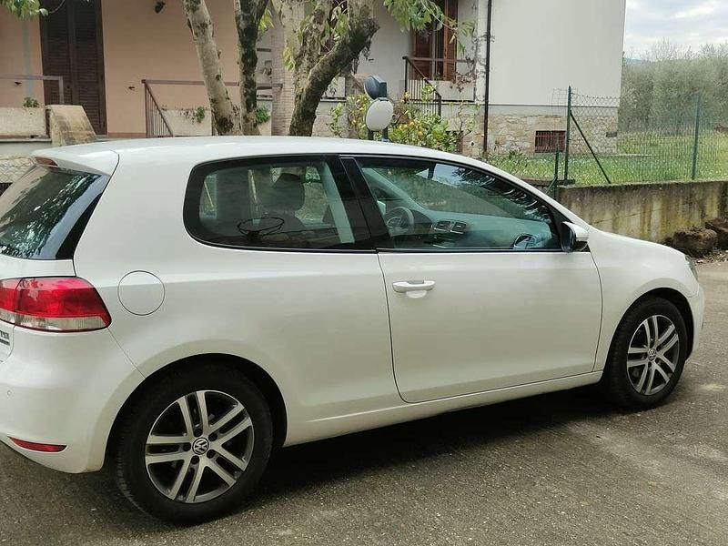 Usata VW Golf VI Comfortline 105 CV (77 kW) 2010 Utilitaria