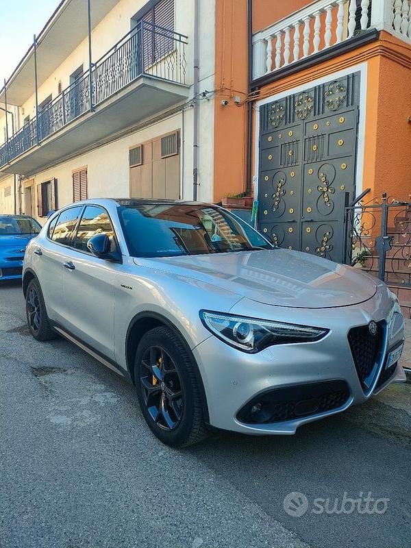 Usata Alfa Romeo Stelvio 210 CV (154 kW) 2017 SUV