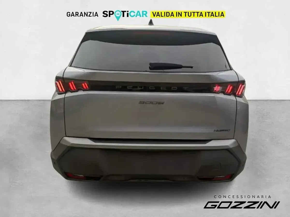Nuova Peugeot 5008 Allure 196 CV (144 kW) 2026 Grigio SUV