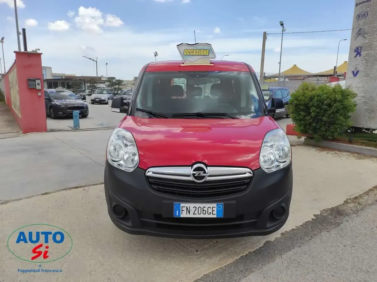 Usata Opel Combo 120 CV (88 kW) 2018 Rosso Monovolume
