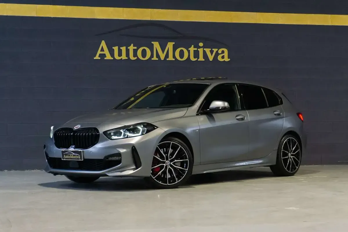 Usata BMW 120 M Sport 190 CV (139 kW) 2023 Opaco Utilitaria