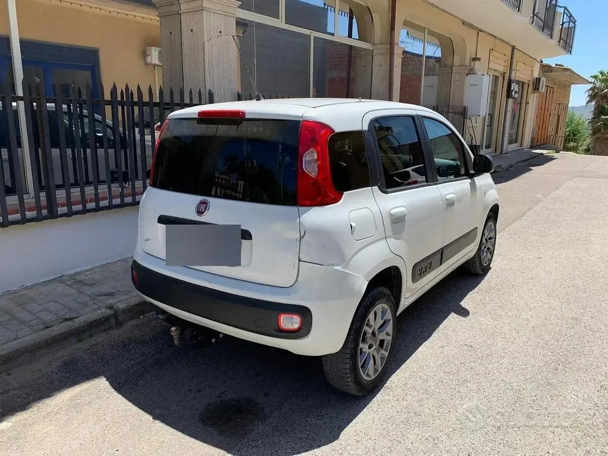 Usata Fiat Panda 4x4 75 CV (55 kW) 2017 Bianco Utilitaria