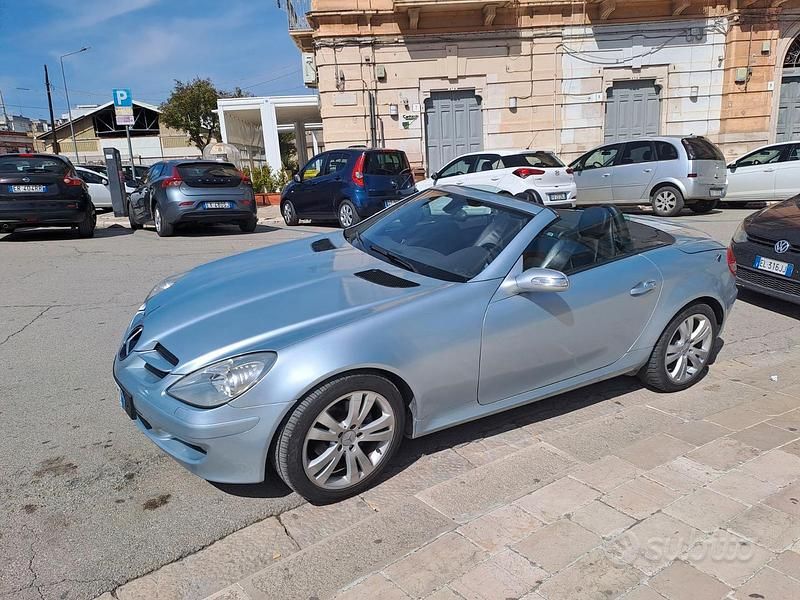 Usata Mercedes SLK200 2005 Grigio Cabrio