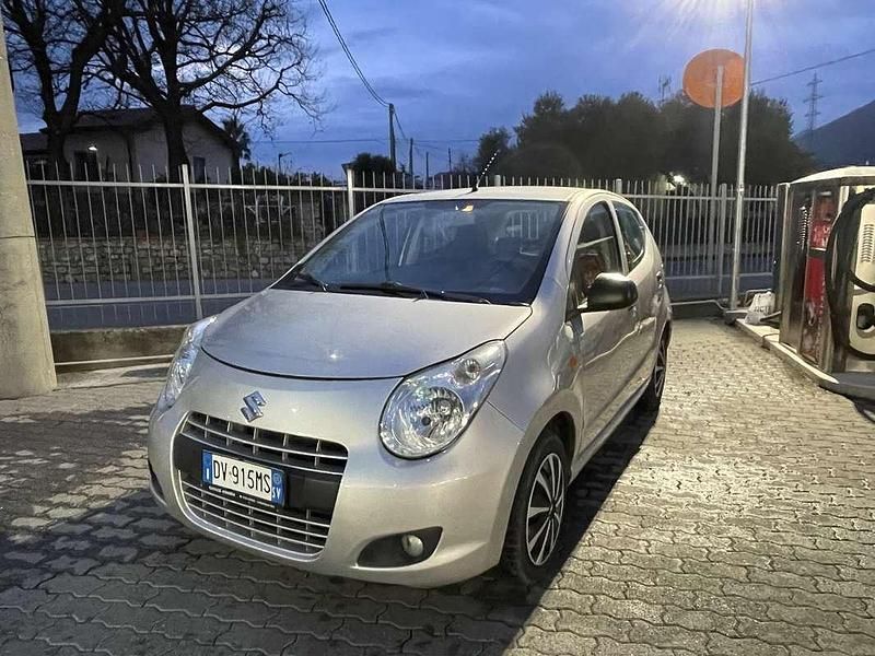 Usata Suzuki Alto 68 CV (50 kW) 2009 Argento Utilitaria