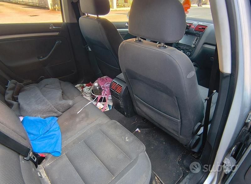 Usata VW Golf IV 2004 Grigio Berlina