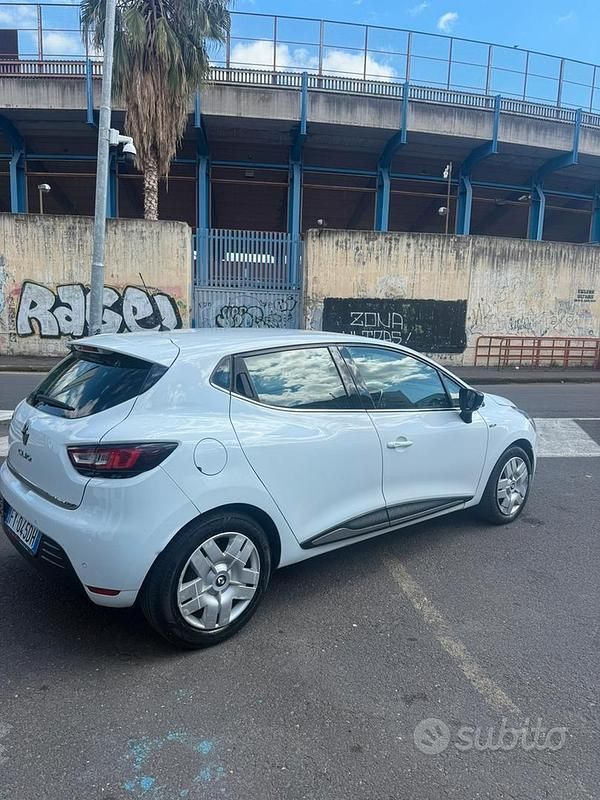Usata Renault Clio IV 100 CV (73 kW) 2019 Bianco Utilitaria