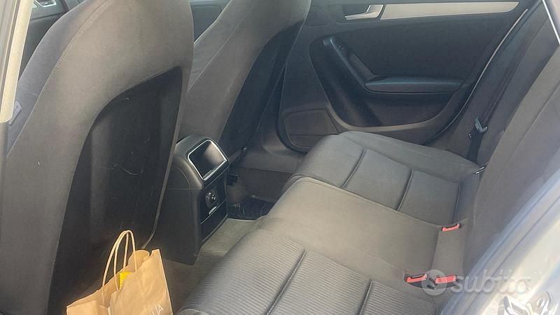 Grigio Usata 2010 Audi A4 Station wagon | 3500 € (Super prezzo) - Immagine 1/4