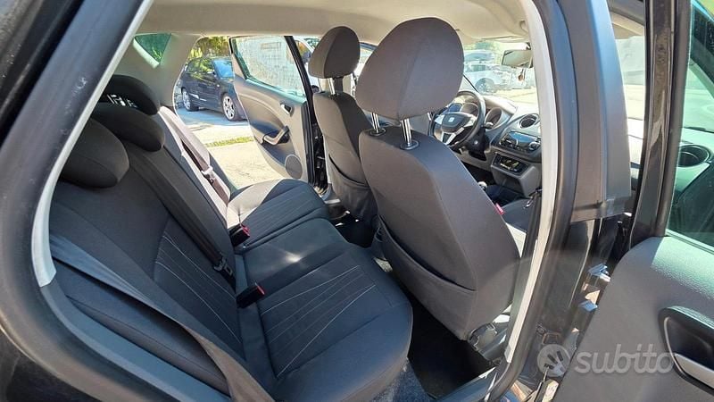 Usata Seat Ibiza 69 CV (50 kW) 2012 Nero Berlina