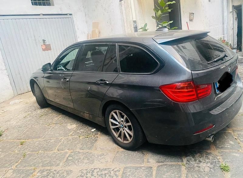 Usata BMW 318 2015 Grigio Station wagon