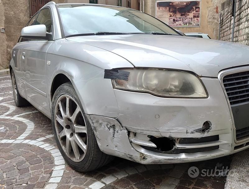 Usata Audi A4 140 CV (102 kW) 2005 Grigio SUV