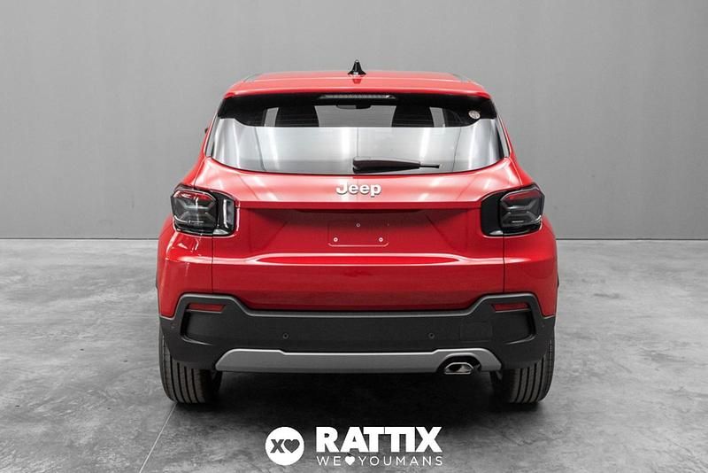 Usata Jeep Avenger Altitude 100 CV (73 kW) 2023 Ruby red SUV