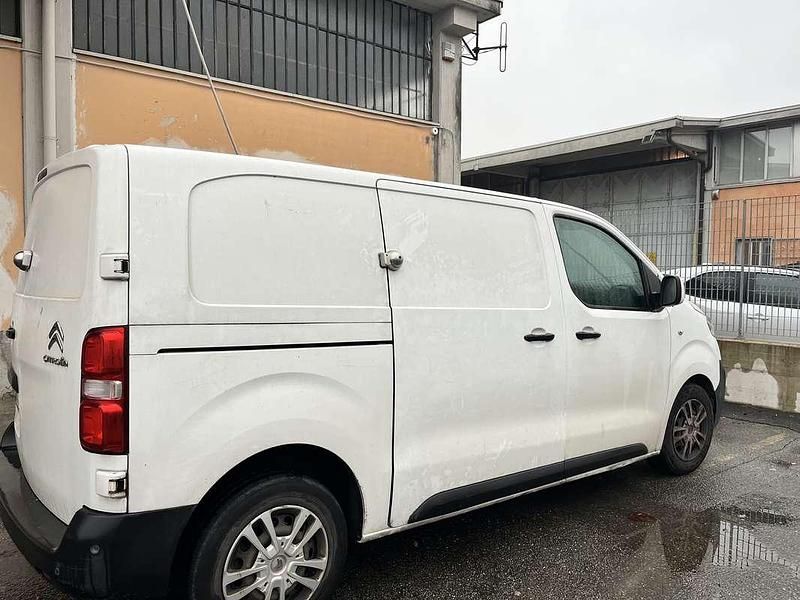 Usata Citroën Jumpy 120 CV (88 kW) 2017 Bianco Monovolume