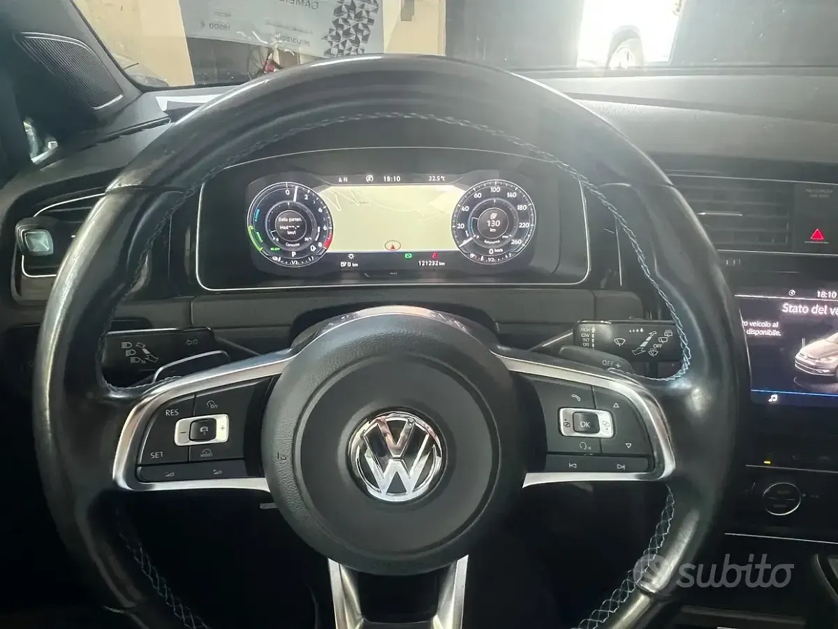 Używany VW Golf VII Sport 150 KM (110 kW) 2018 Niebieski Sedan/Limuzyna