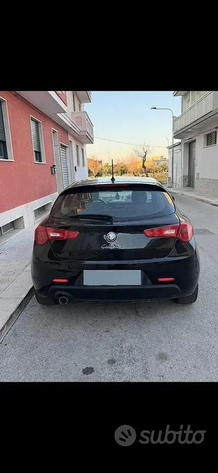 Usata Alfa Romeo Giulietta 120 CV (88 kW) 2015 Nero Utilitaria