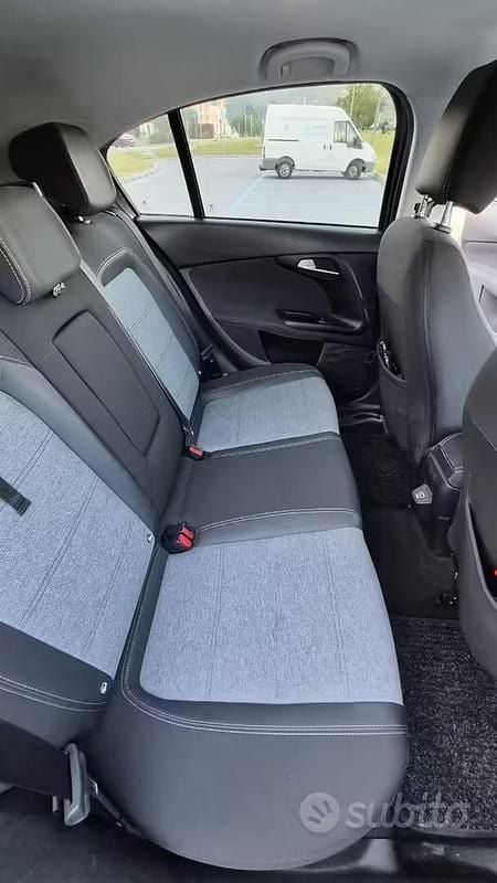 Usata Fiat Tipo Cross 131 CV (96 kW) 2022 Berlina