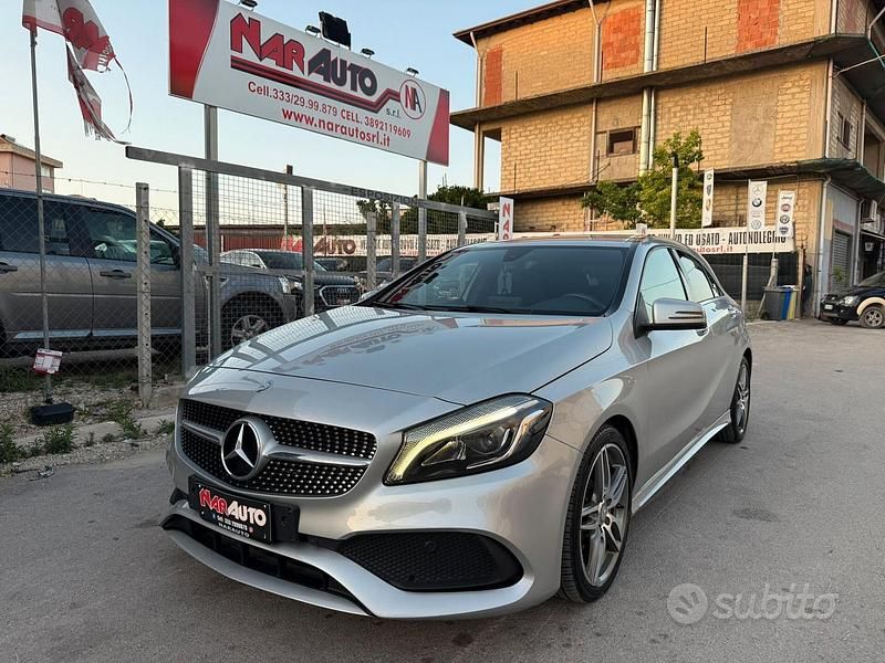 Usata Mercedes A160 Premium 102 CV (75 kW) 2017 Grigio Berlina