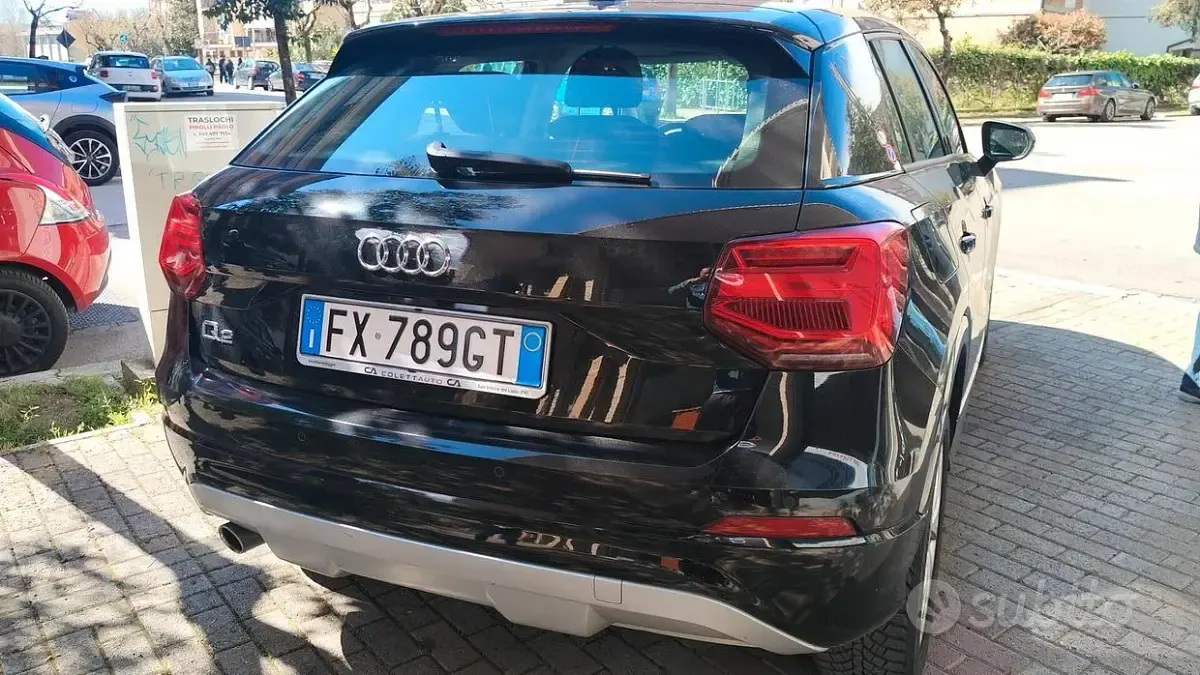 Usata Audi Q2 116 CV (85 kW) 2019 Nero SUV