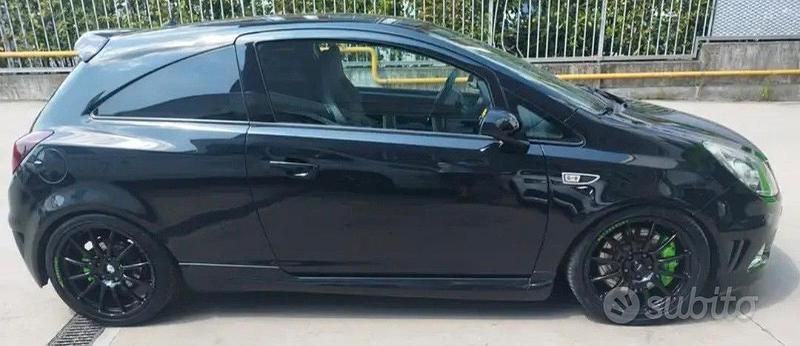 Usata Opel Corsa OPC 192 CV (141 kW) 2008 Nero Berlina