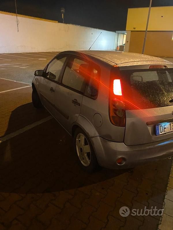 Usata Ford Fiesta 53 CV (38 kW) 2009 Berlina