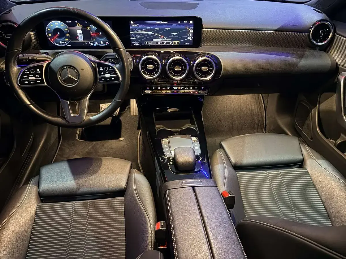 Usata Mercedes A200 150 CV (110 kW) 2022 Nero Berlina