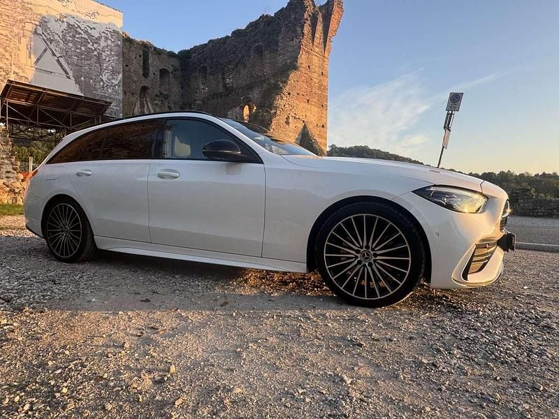 Gebraucht Mercedes C220 AMG Line Premium Plus 200 PS (147 kW) 2024 Weiß Kombi