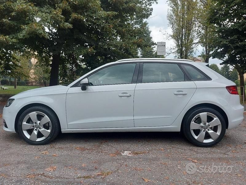 Usata Audi A3 110 CV (80 kW) 2015 Bianco Utilitaria