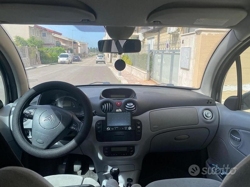 Usata Citroën C3 70 CV (51 kW) 2004 Nero Berlina