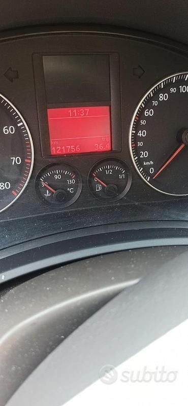 Usata VW Golf IV 115 CV (84 kW) 2005 Grigio Berlina