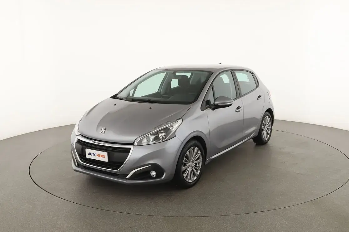 Usata Peugeot 208 Active 82 CV (60 kW) 2019 Utilitaria
