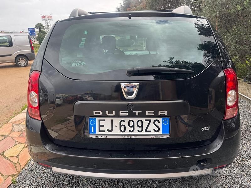 Usata Dacia Duster Lauréate 110 CV (80 kW) 2011 Nero SUV