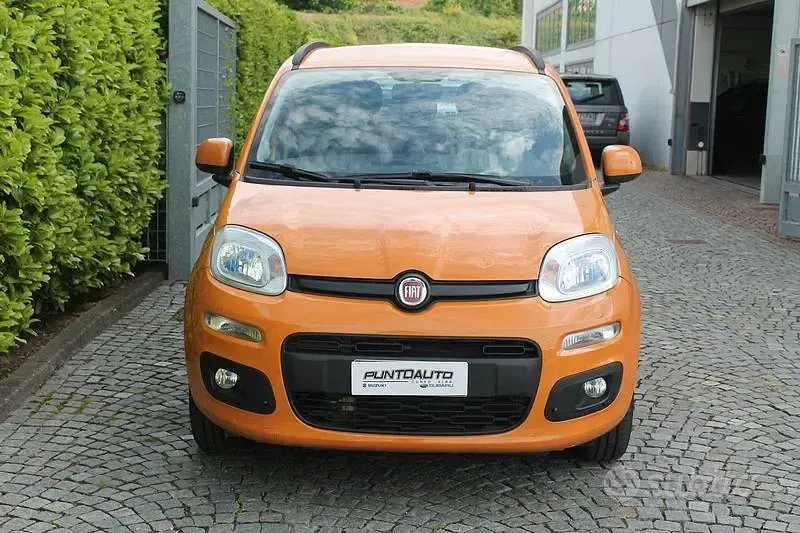 Usata Fiat Panda Lounge 69 CV (50 kW) 2018 Arancione Utilitaria