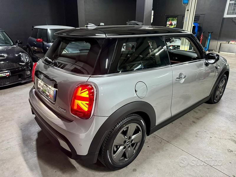 Usata Mini Cooper 136 CV (100 kW) 2023 Grigio Utilitaria